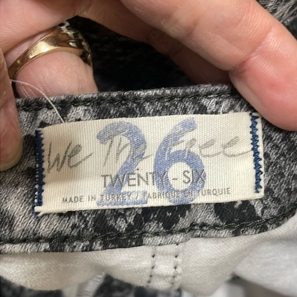 Free People Snake Python Just Float On Bell Bottom High Waisted Jeans 26 - Picture 16 of 16